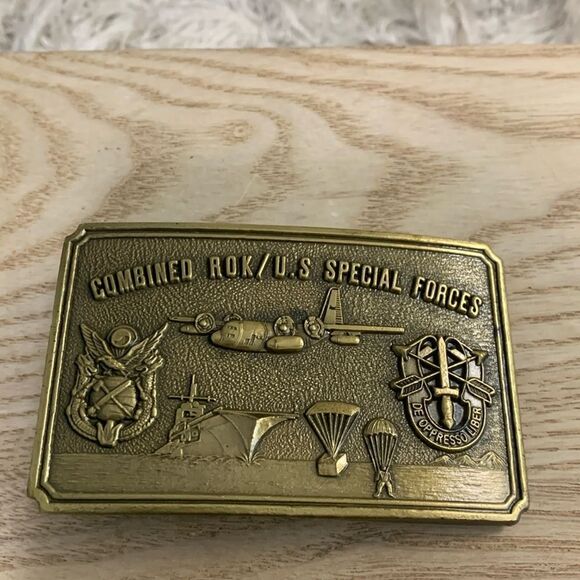 Vintage Combined ROK/U.S. Special Forces Metal Belt Buckle No Manufacturers Mark - Picture 1 of 16